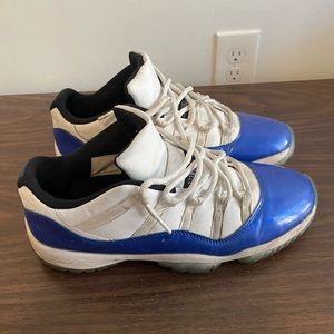 Jordan 11 Retro Low White Concord
